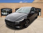 2022 ELANTRA Hybrid Thumbnail 8