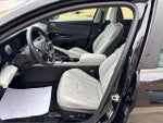 2022 ELANTRA Hybrid Thumbnail 12