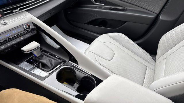 2022 Hyundai ELANTRA Hybrid Limited