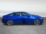 2023 ELANTRA Hybrid Thumbnail 4