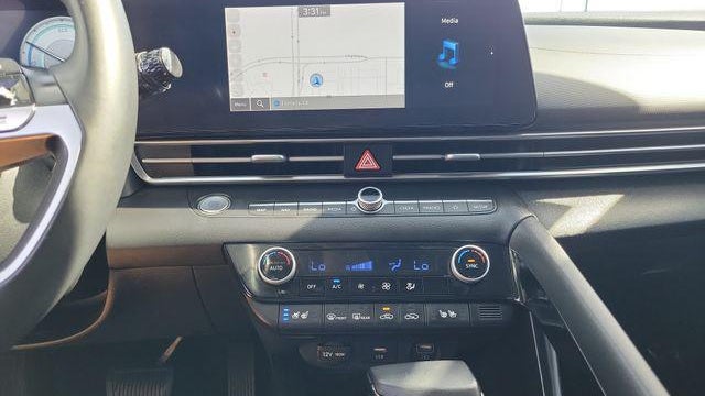 2023 Hyundai ELANTRA Hybrid Limited