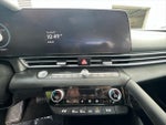 2023 ELANTRA Hybrid Thumbnail 13
