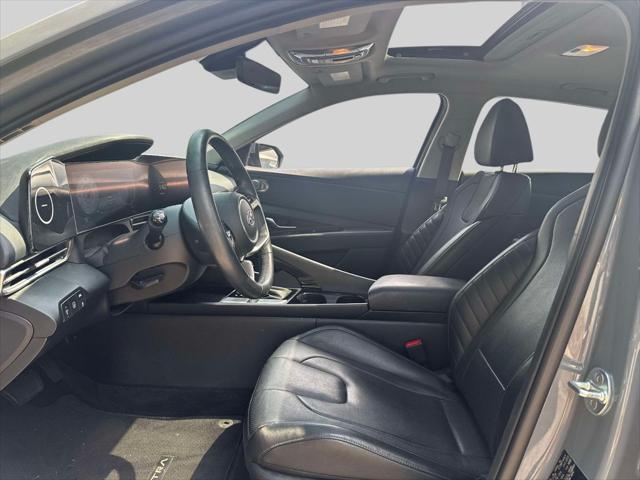 2023 Hyundai Elantra - $22,300