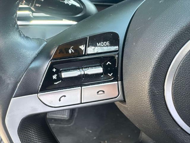 2023 Hyundai Elantra - $22,300