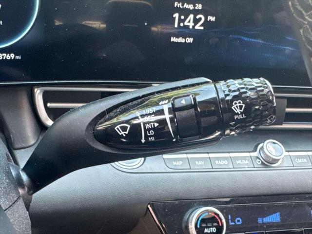 2023 Hyundai Elantra - $22,300