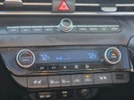 2022 ELANTRA Hybrid Thumbnail 26