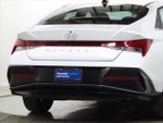 2025 ELANTRA Hybrid Thumbnail 11