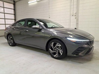 2025 Hyundai Elantra Hybrid Limited 4DR Sedan