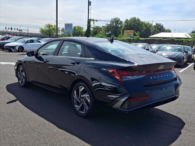 2025 Hyundai Elantra - $24,505