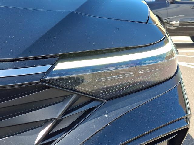 2025 Hyundai Elantra - $24,505
