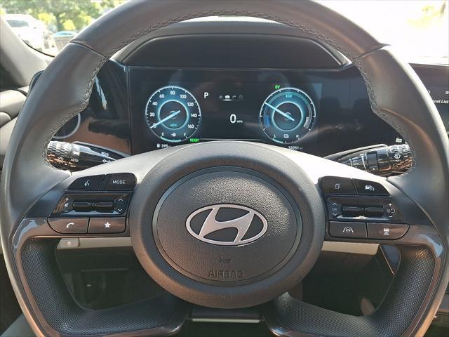 2025 Hyundai Elantra - $24,505