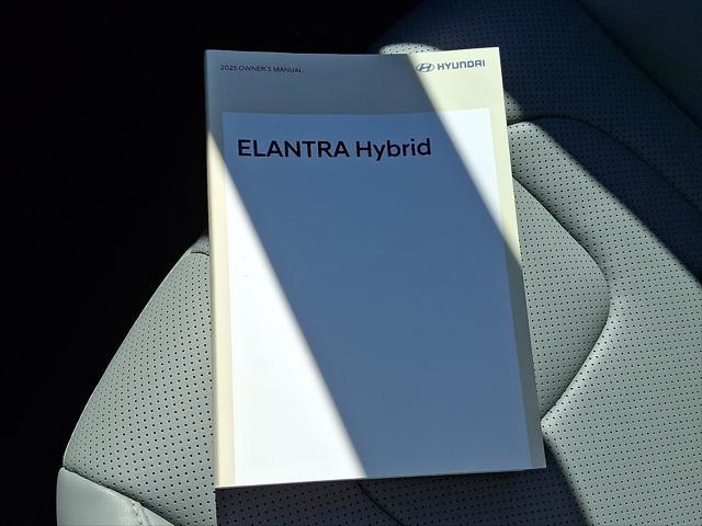 2025 Hyundai Elantra - $24,505