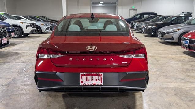 2026 Hyundai ELANTRA Hybrid Limited