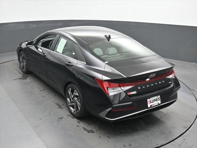 2026 Hyundai Elantra - $27,156