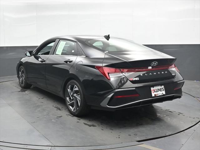 2026 Hyundai Elantra - $27,524