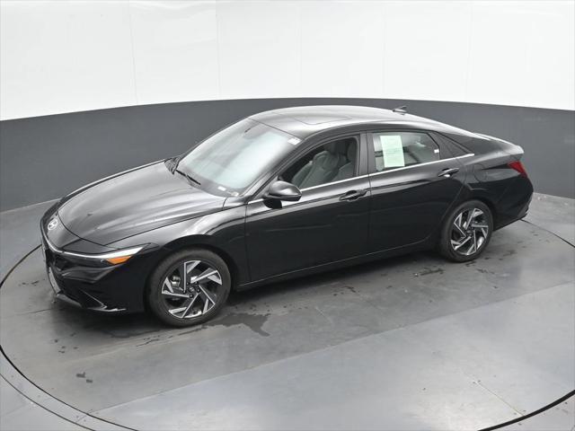 2026 Hyundai Elantra - $27,524