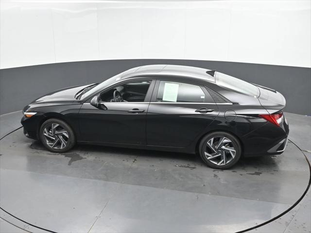 2026 Hyundai Elantra - $27,524