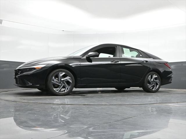 2026 Hyundai Elantra - $27,524