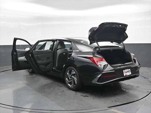2026 Hyundai Elantra - $27,524