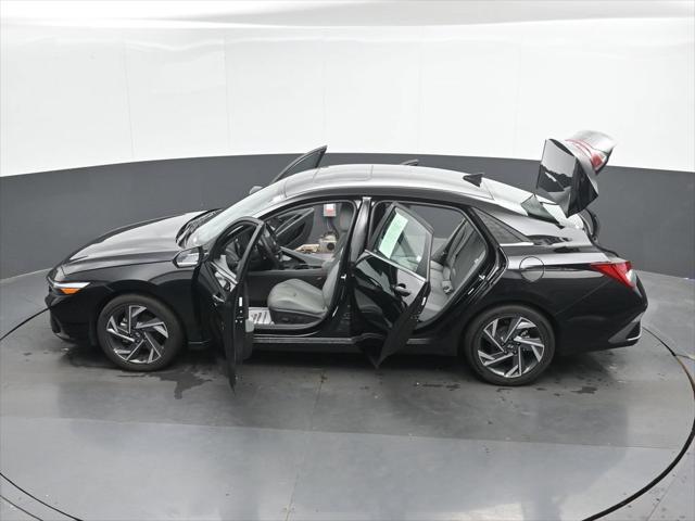 2026 Hyundai Elantra - $27,524