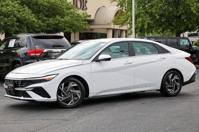 2024 Hyundai Elantra - $24,203