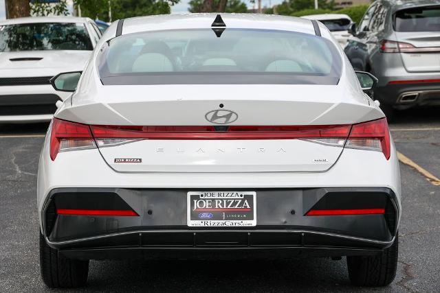 2024 Hyundai Elantra - $24,203