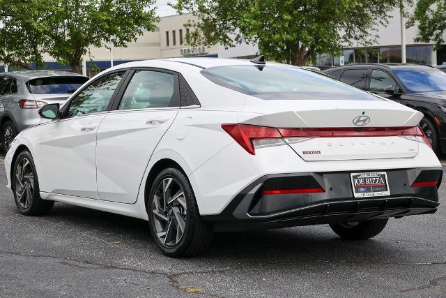 2024 Hyundai Elantra - $24,203