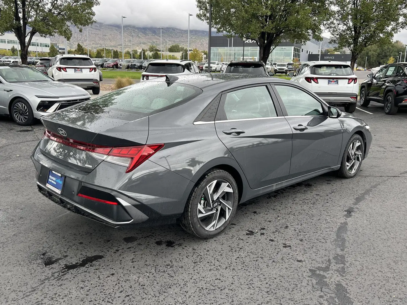 2024 Hyundai Elantra - $24,957