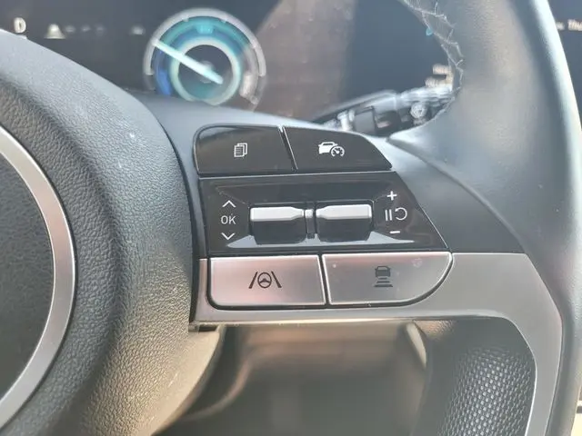 2024 Hyundai Elantra - $19,873