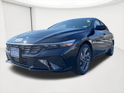 Photo of a 2025 Hyundai Elantra Hybrid Limited 4DR Sedan for sale