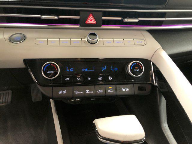 2025 Hyundai Elantra - $27,999