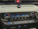 2025 ELANTRA Hybrid Thumbnail 17