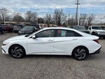 2025 ELANTRA Hybrid Thumbnail 4