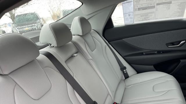 2025 Hyundai ELANTRA Hybrid Limited