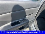 2025 ELANTRA Hybrid Thumbnail 17