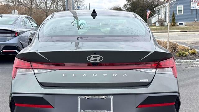 2026 Hyundai ELANTRA Hybrid Limited