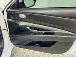 2024 ELANTRA Hybrid Thumbnail 27