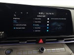2025 ELANTRA Hybrid Thumbnail 27