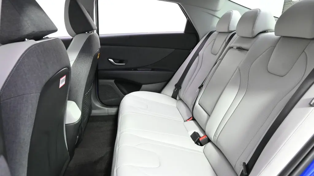 2026 Hyundai ELANTRA Hybrid Limited