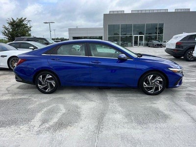 2024 Hyundai Elantra Hybrid Limited 4DR Sedan