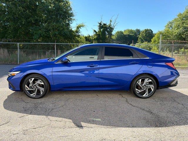 2024 Hyundai Elantra - $23,310