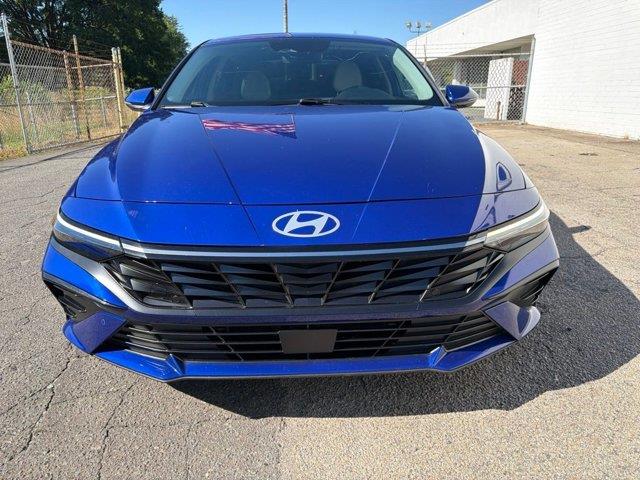 2024 Hyundai Elantra - $23,310