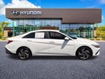 2025 ELANTRA Hybrid Thumbnail 5