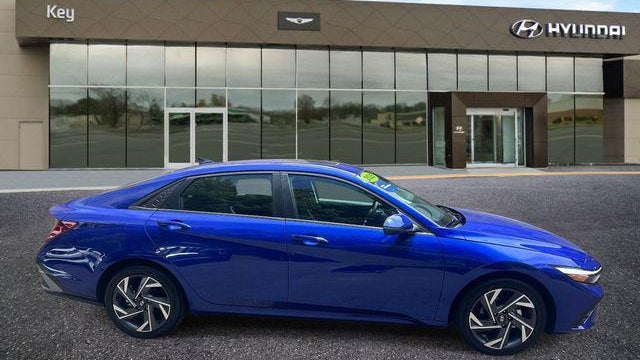 2025 Hyundai ELANTRA Hybrid Limited