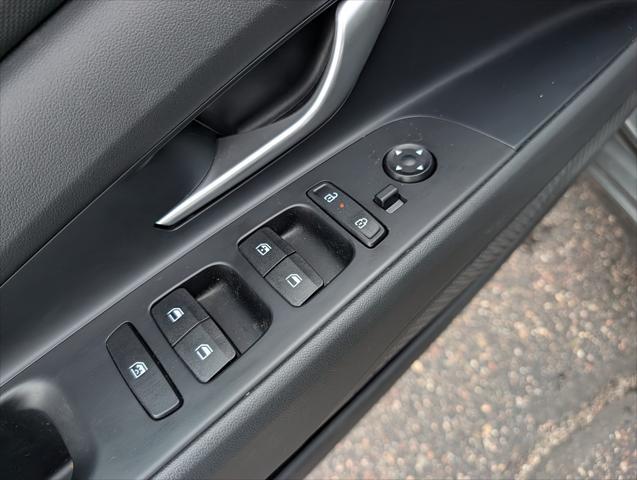 2026 Hyundai Elantra - $28,000