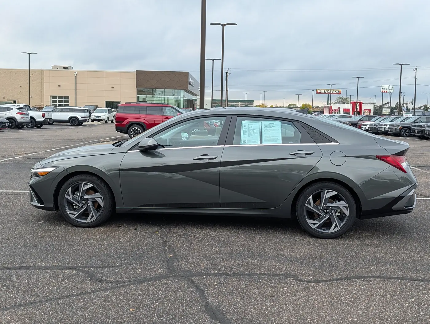 2026 Hyundai Elantra - $28,000