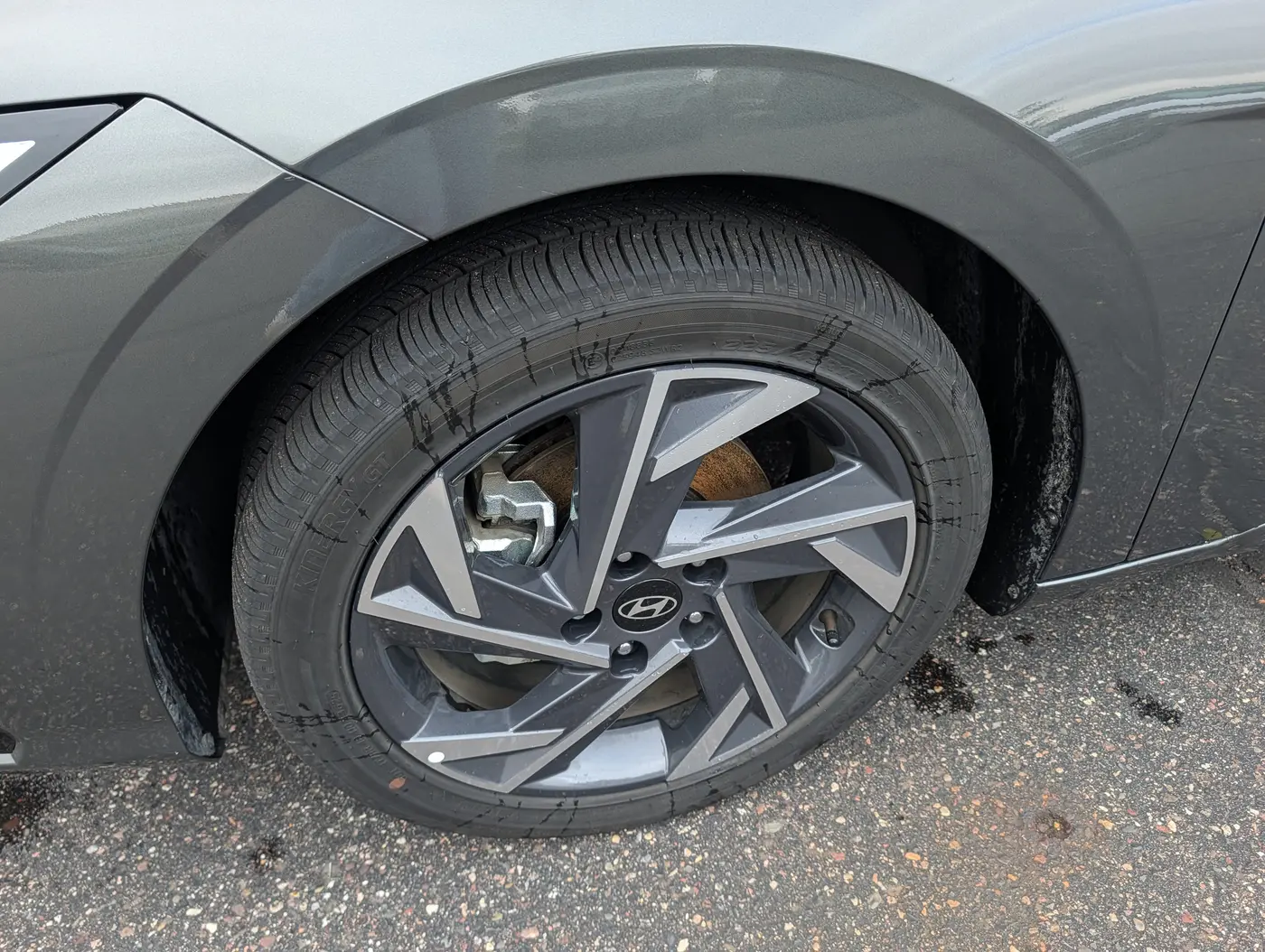 2026 Hyundai Elantra - $28,000