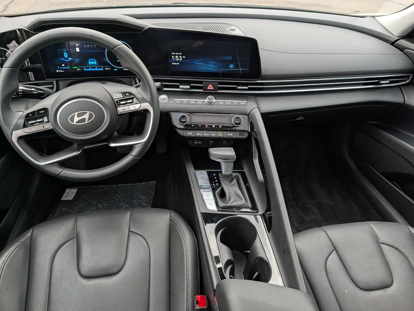 2026 Hyundai Elantra - $28,000
