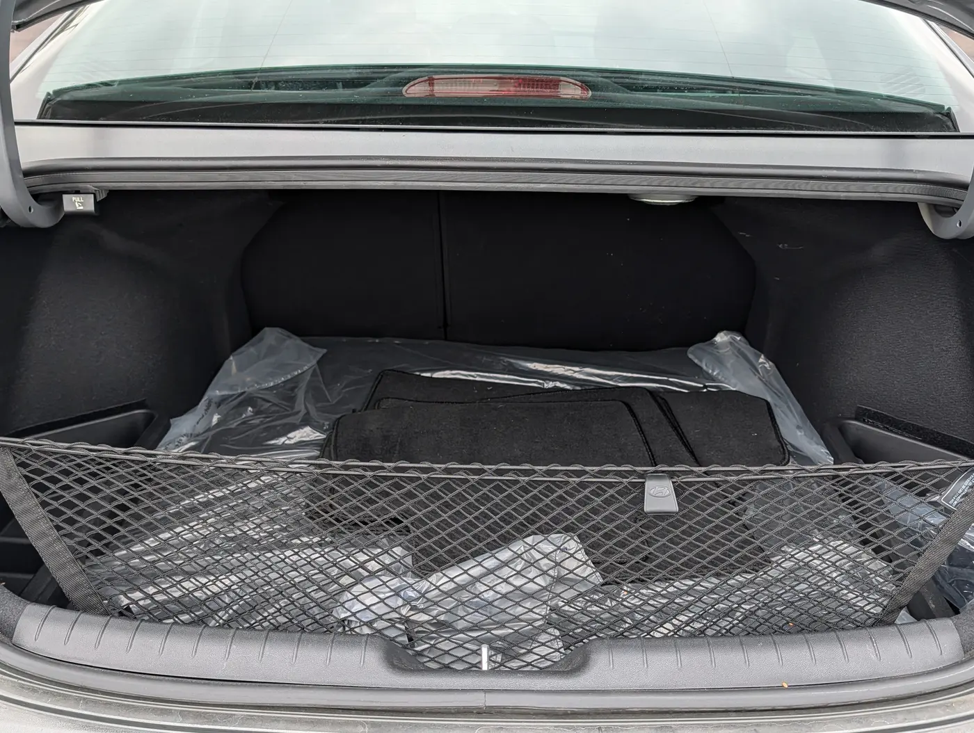 2026 Hyundai Elantra - $28,000