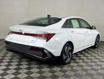 2025 ELANTRA Hybrid Thumbnail 6